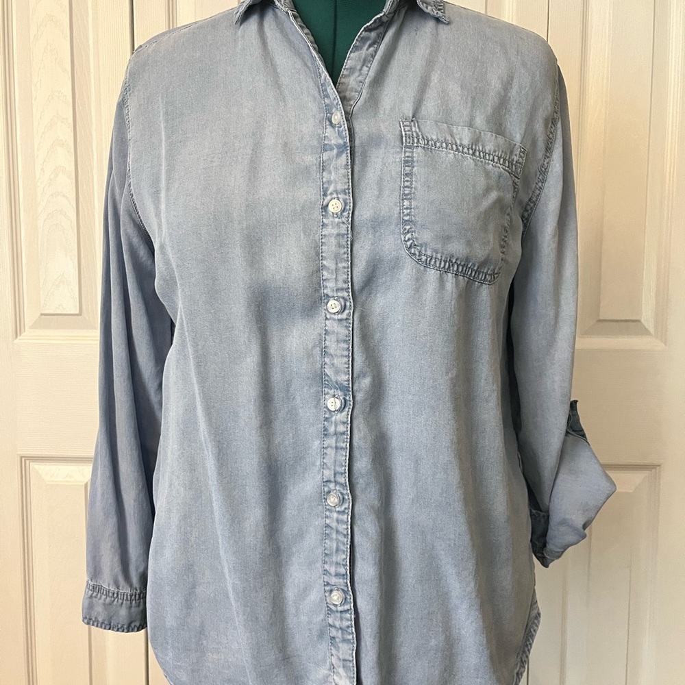 Chico's Sky Blue Button-Up Shirt